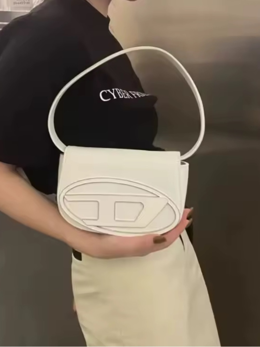 New designer inspired white shoulder bag